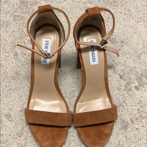 Steve Madden 8.5 suede heels